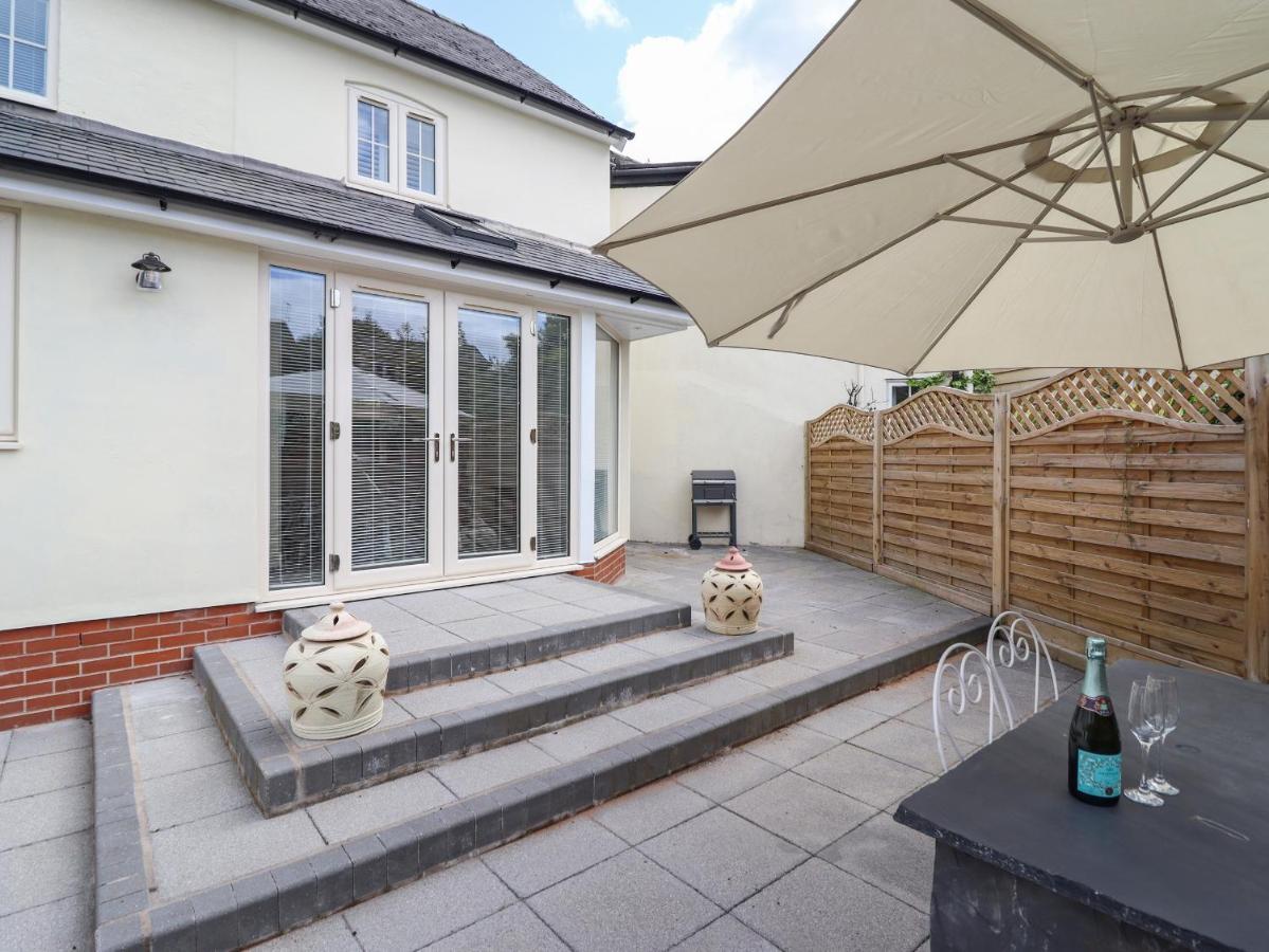 Villa Tan Y Ddol Welshpool Exterior foto